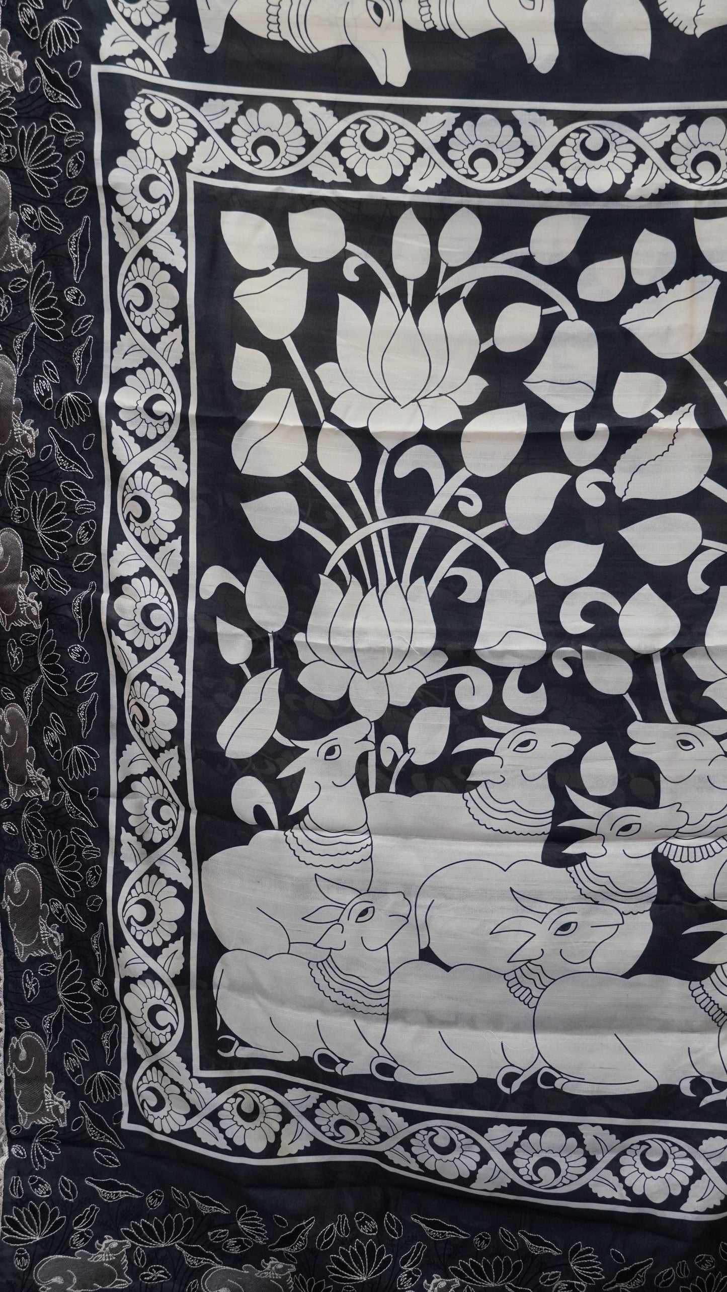 Tussar Saree Floral Print - Black to Off White