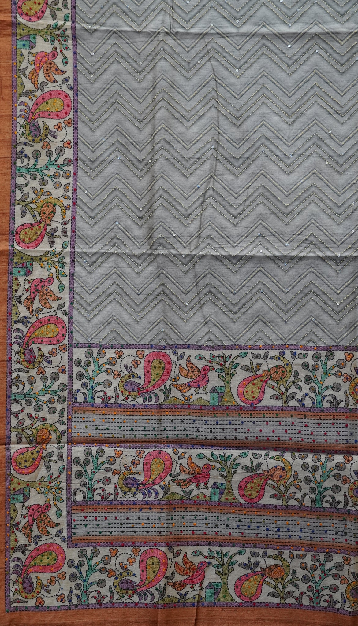 Semi Tussar Saree With French Knot & Kantha Work Zig Zag Pattern - Grey