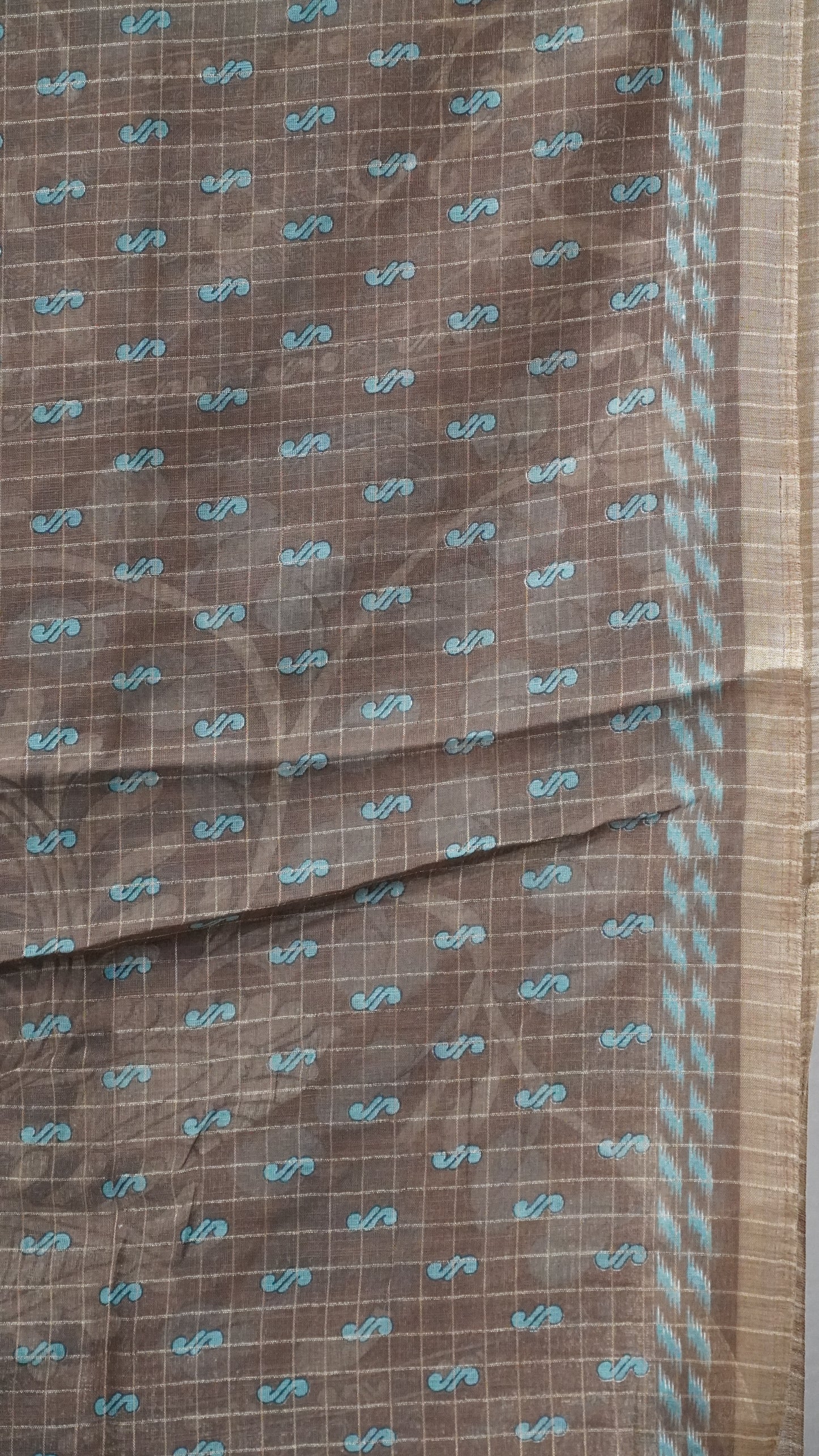 Semi Tussar Saree With Zari Checks And Figure Prints - Sea Green