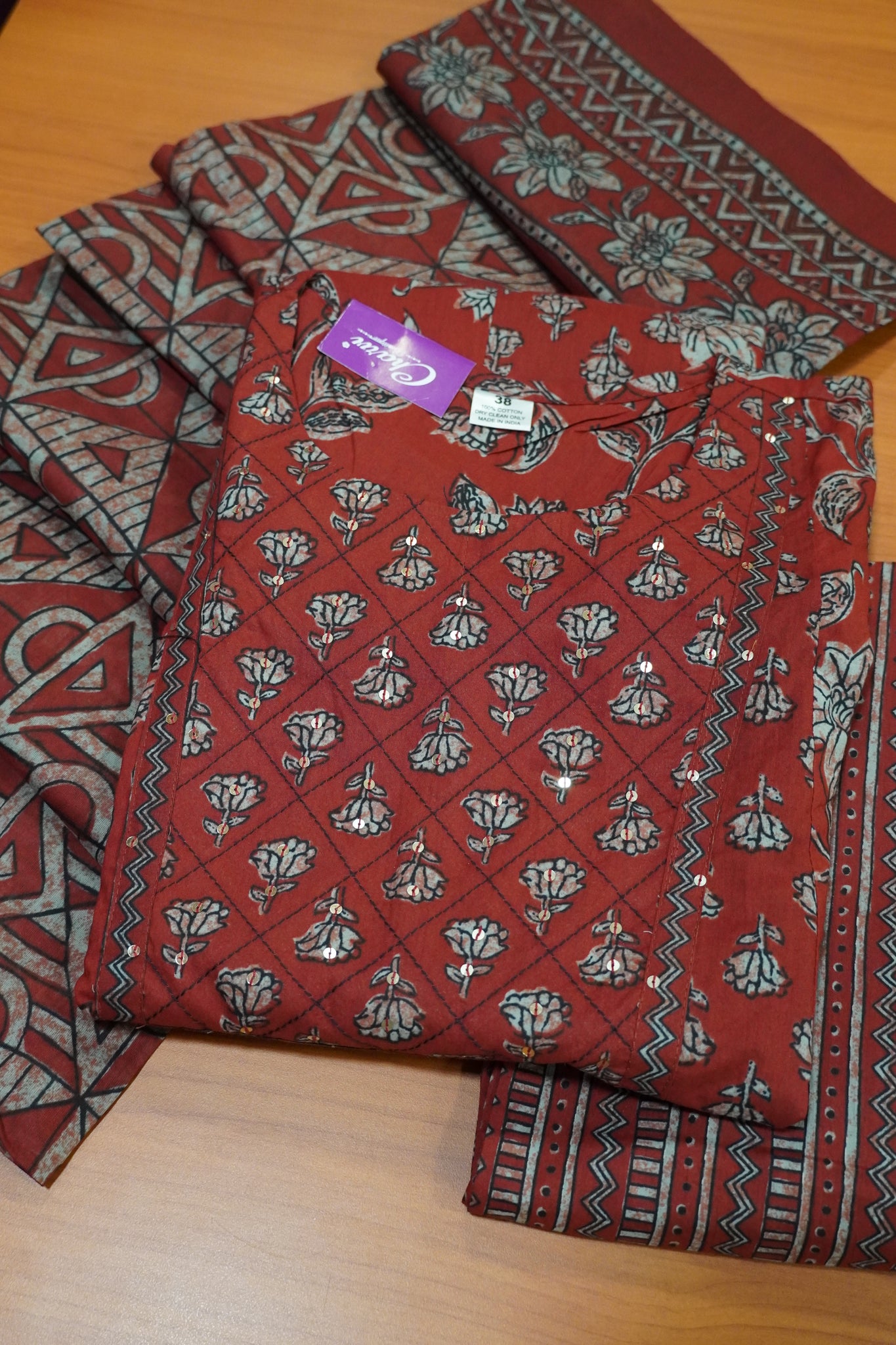 3 Pcs Kurti Set - Thread Work