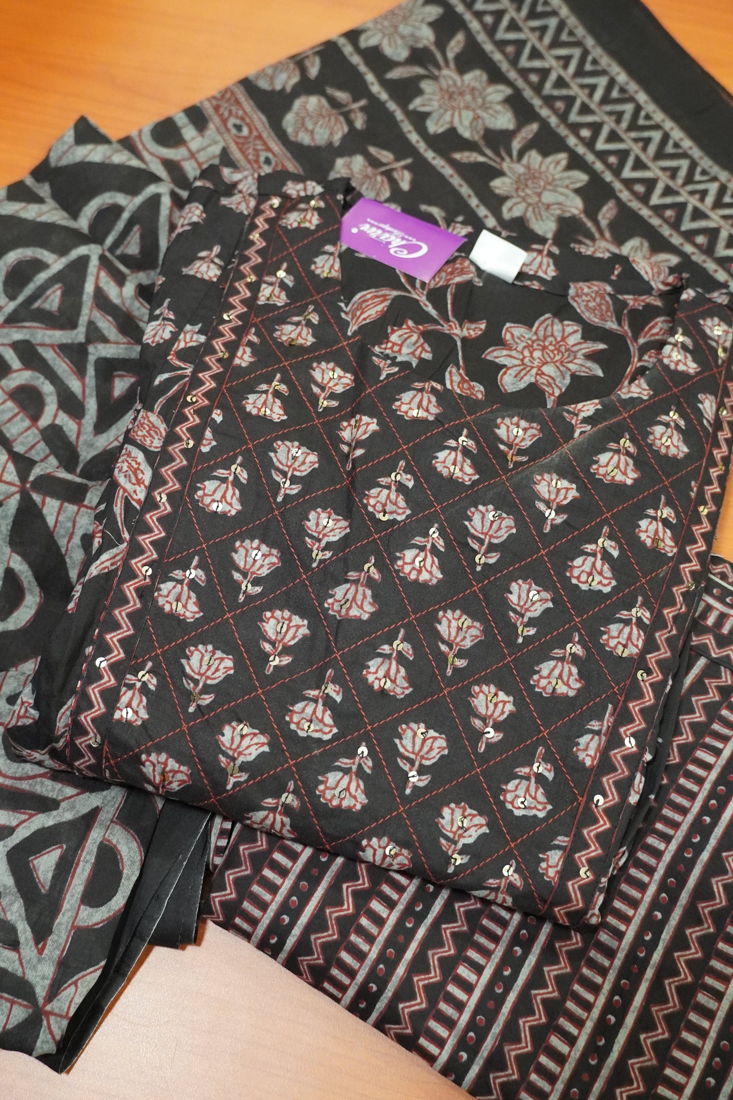 3 Pcs Kurti Set - Thread Work