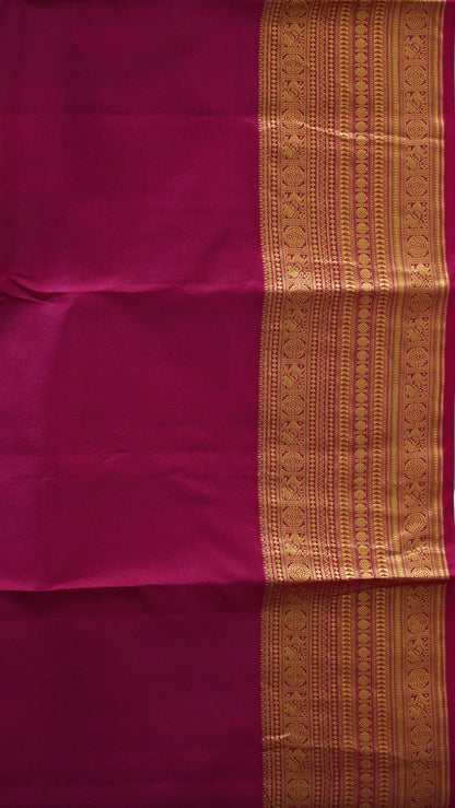 Pure Kanjivaram Silk Saree - Bottle Green