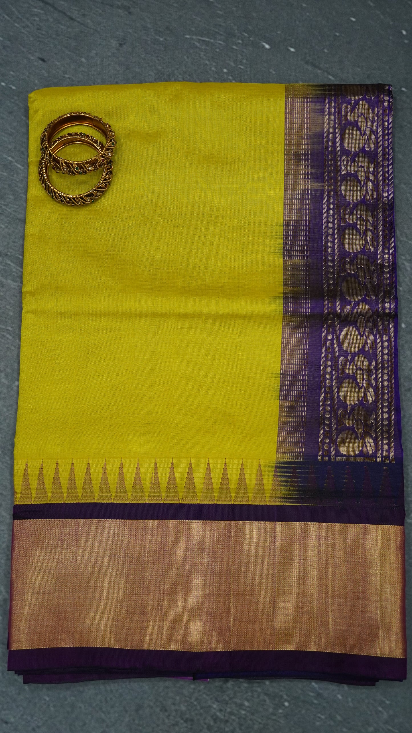 Pure Silk Cotton Saree-Mehandi Green