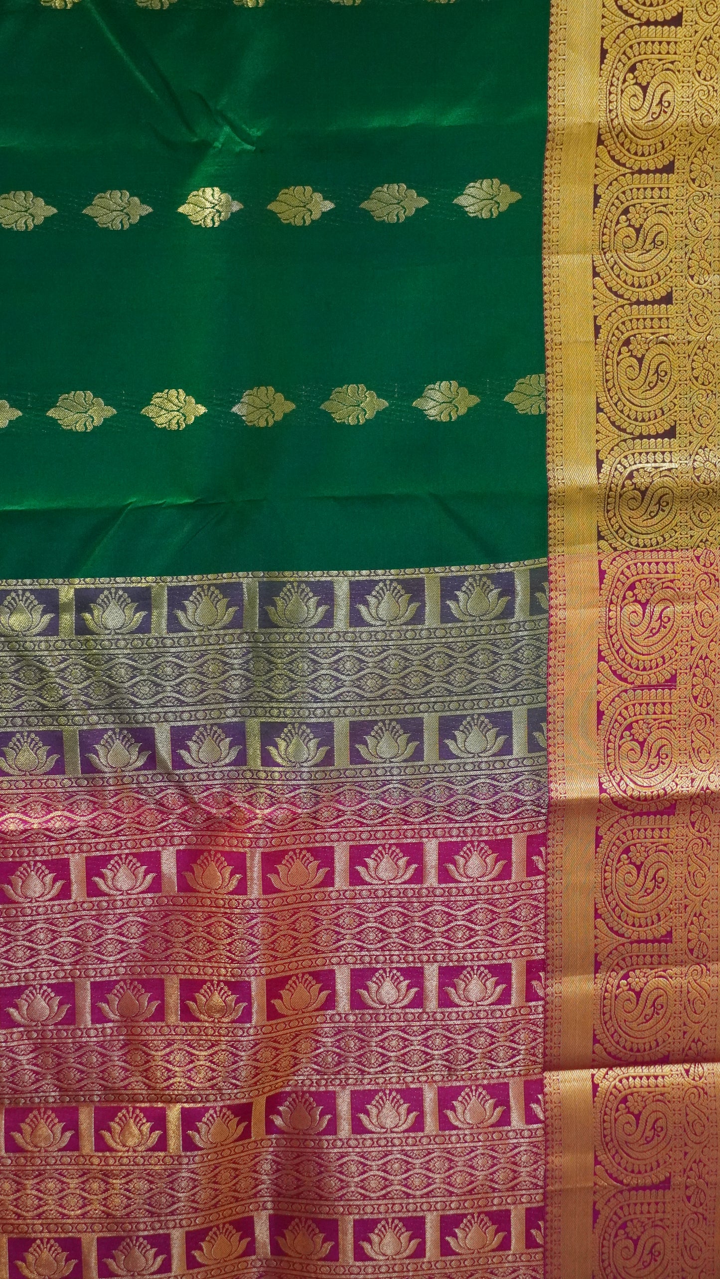 Pure Kanjivaram Silk Saree -Dark green-Arakku