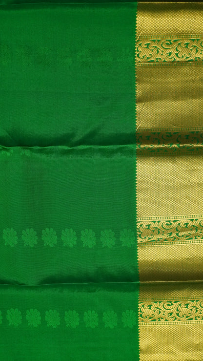 Pure Kanjivaram Silk Saree -Arakku-Green