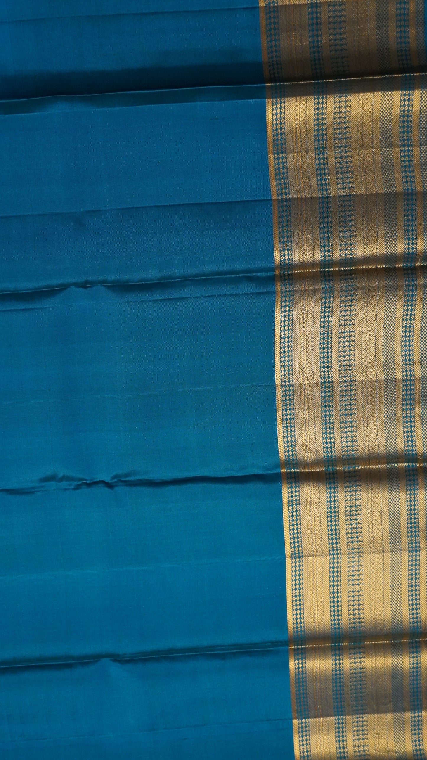 Pure Kanjivaram Silk Saree - Peach Orange-Peacock Green