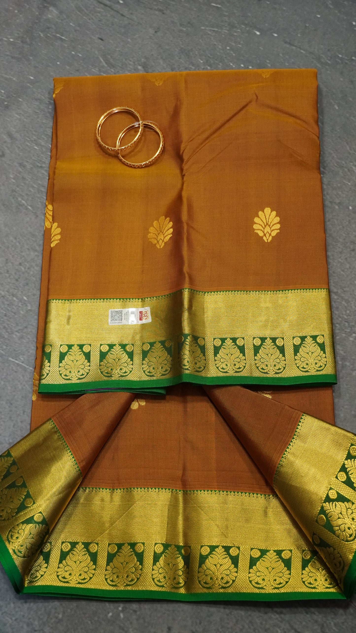 Pure Kanjivaram Silk Saree -Beige Green