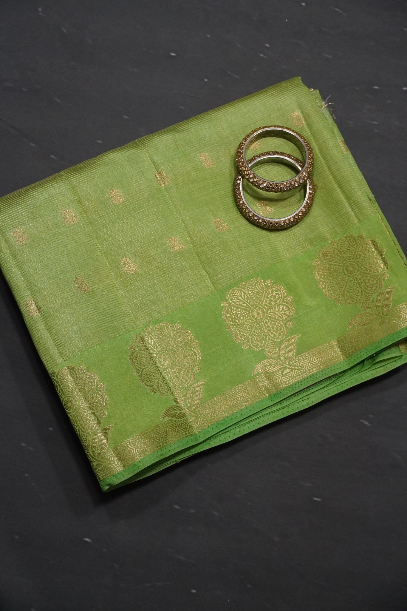 Semi Raw Silk Saree - Vairaoosi Pattern Light Green