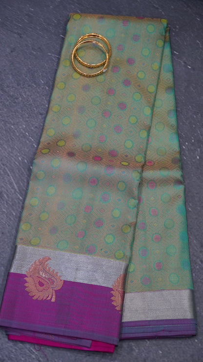 Pure Kanjivaram Silk Saree -Green Magenta