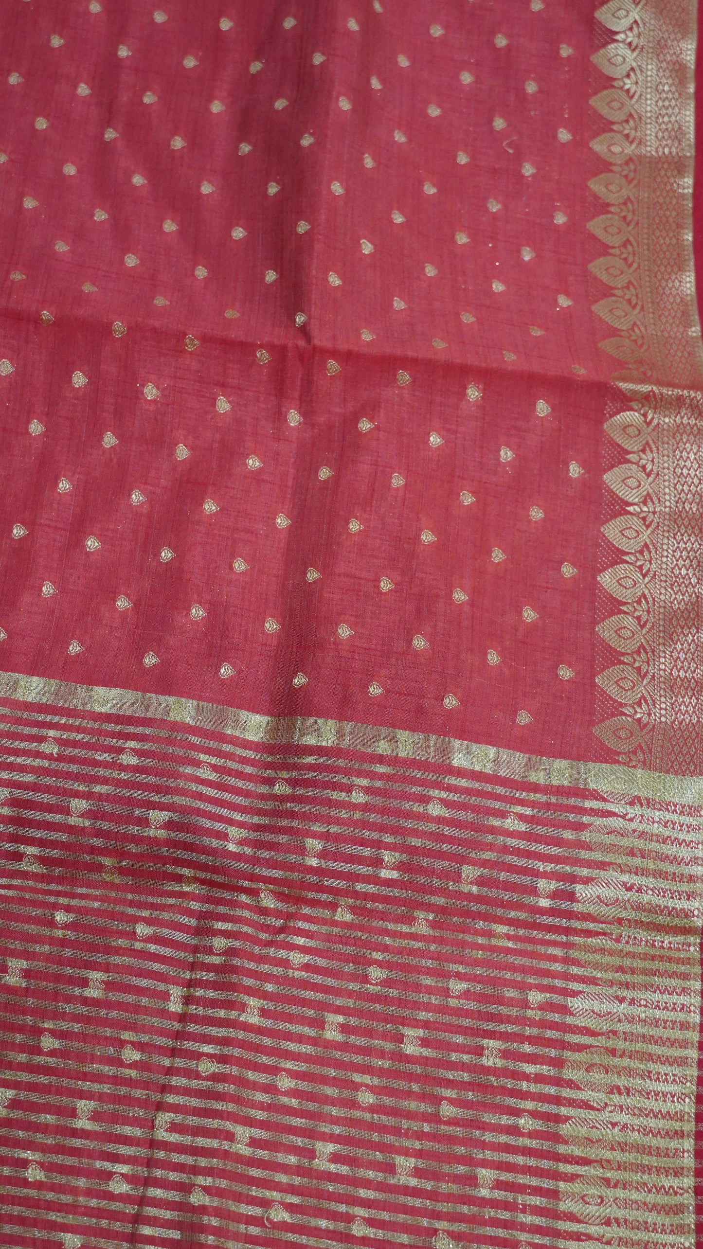 Semi Tussar Saree - Red Heart Buta
