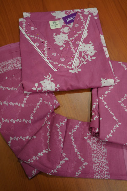3 Pcs Set Kurti - V Neck Printed - Pink