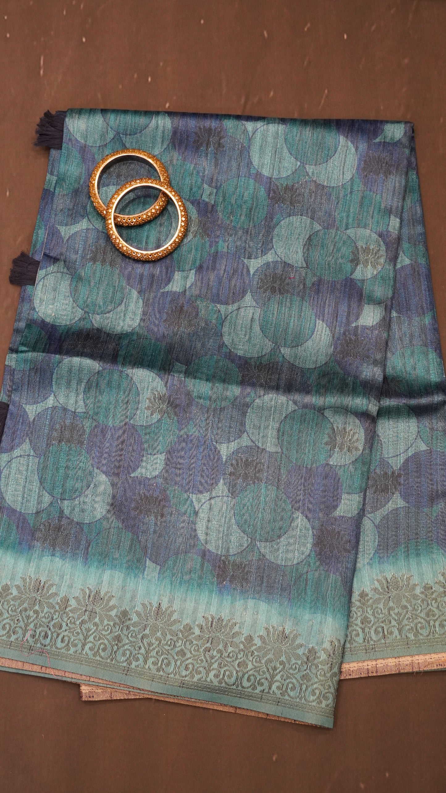 Gicha Tussar Saree -Circle Pattern Blue