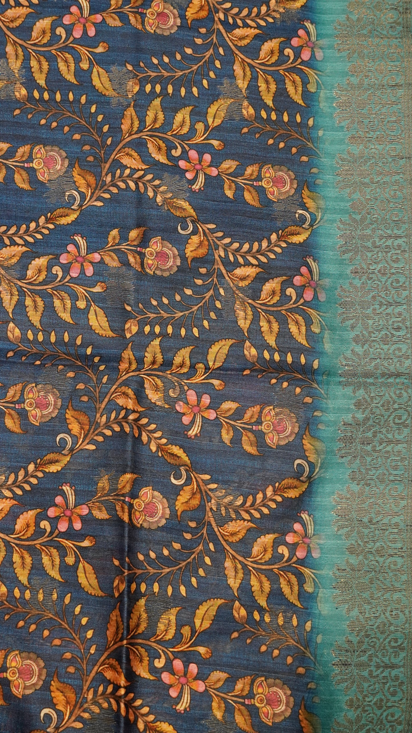 Gicha Tussar Saree -Circle Pattern Blue