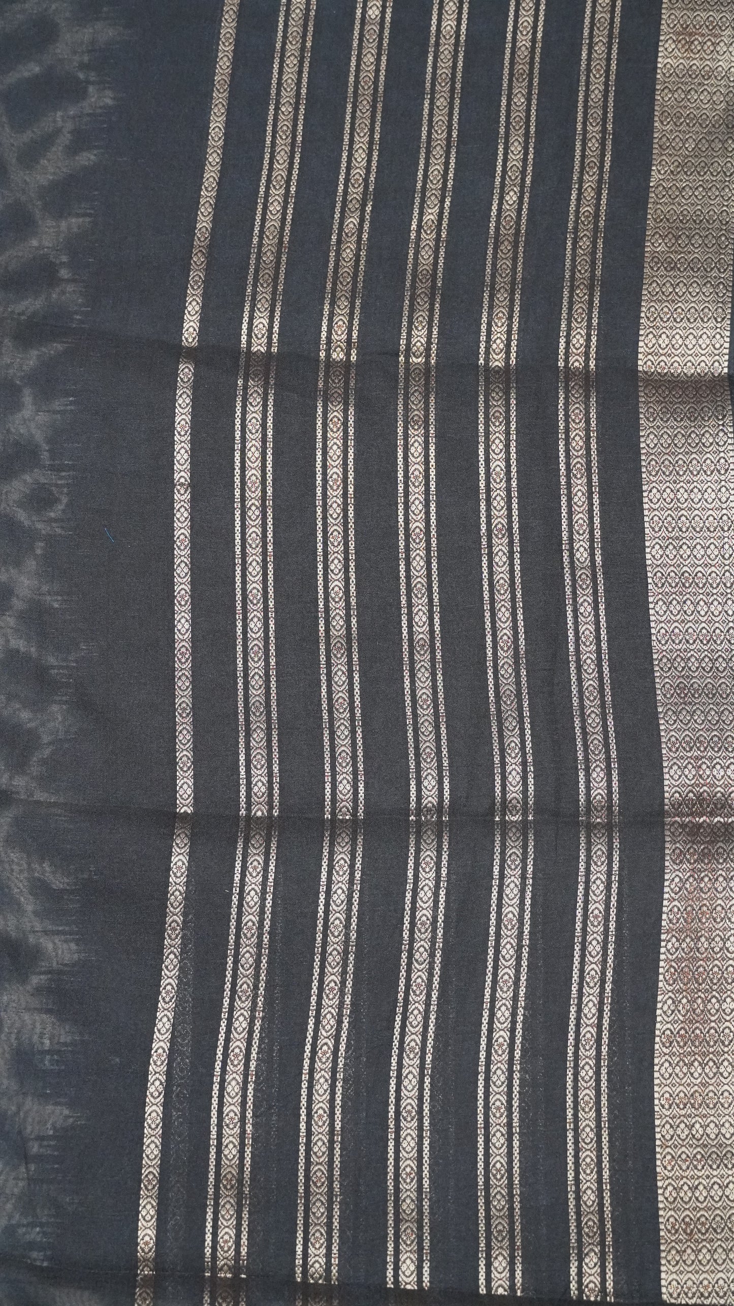 Semi Chiffon Saree- Tie Dye Off White-Black