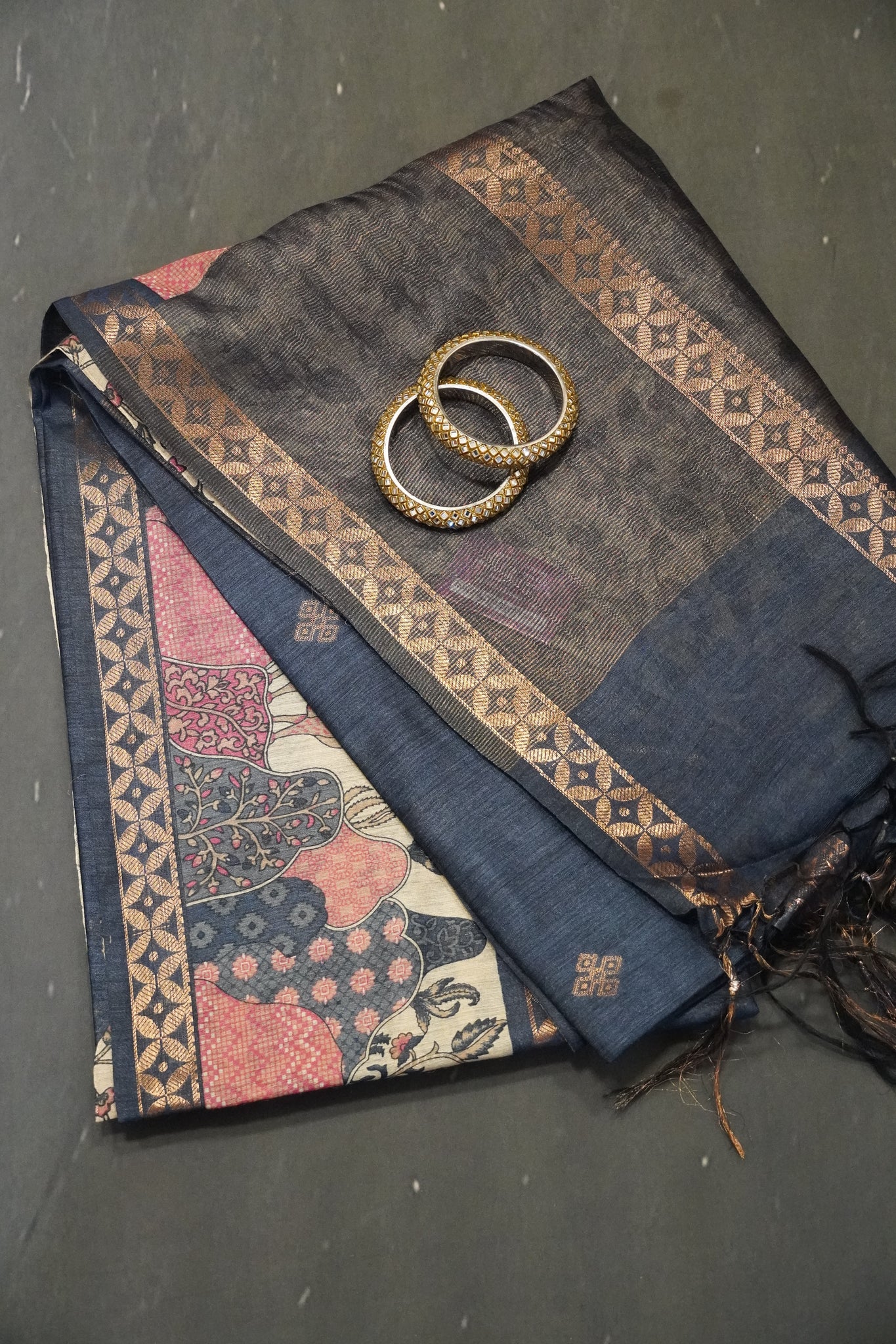 Pure Jute Tussar Saree - Deer Border Blue
