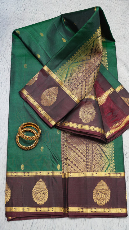 Pure Kanjivaram Silk Saree - Bottle Green-Twin Peacock