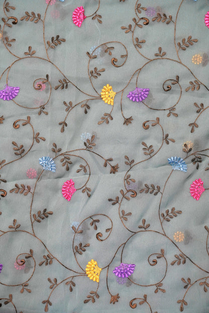 Georget Saree - Round Tread Work Green