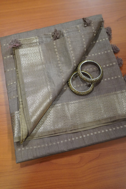 Semi Tussar Saree - Square Buta Beige