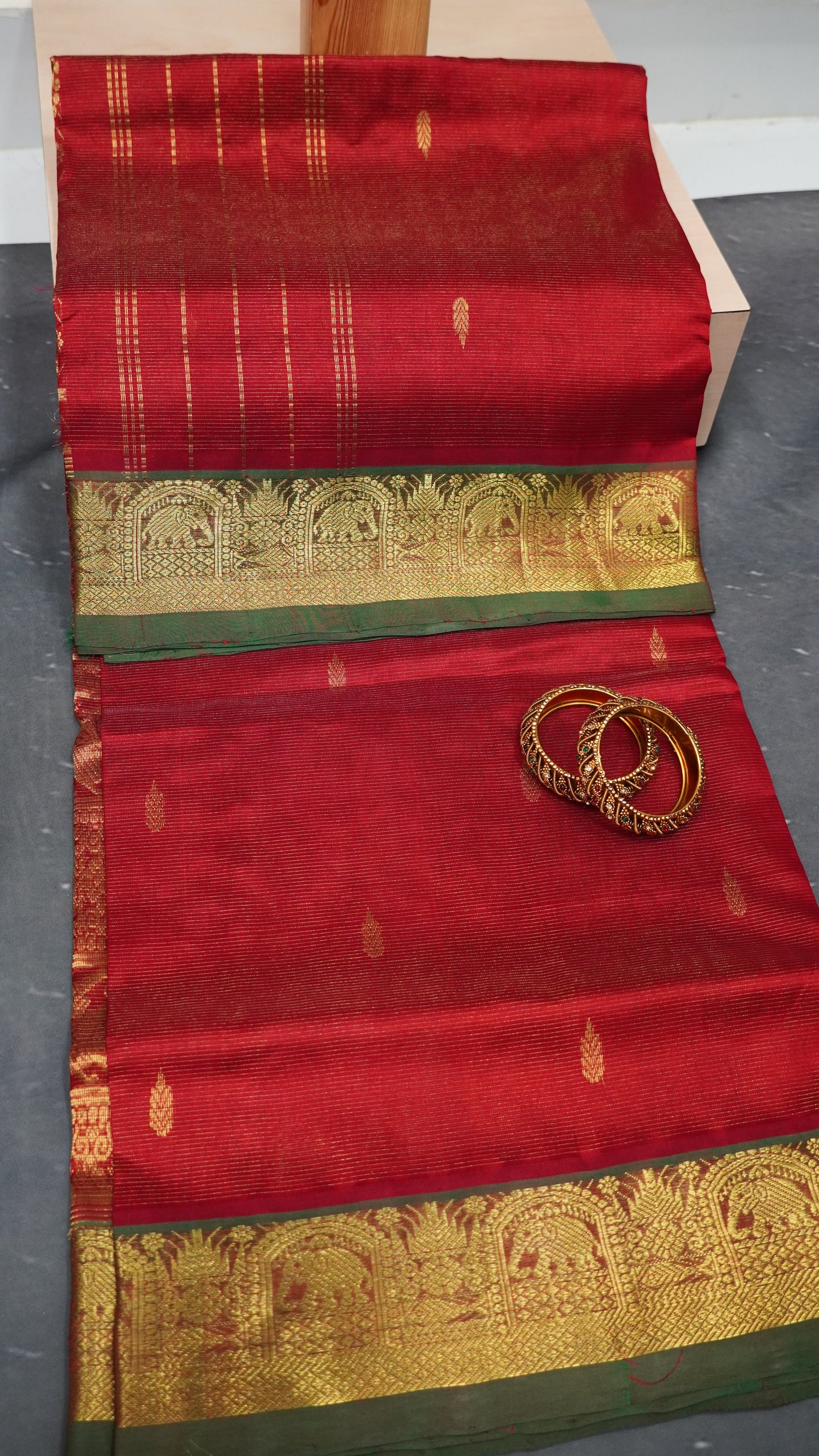 Pure Silk Cotton Saree-Tree Buta