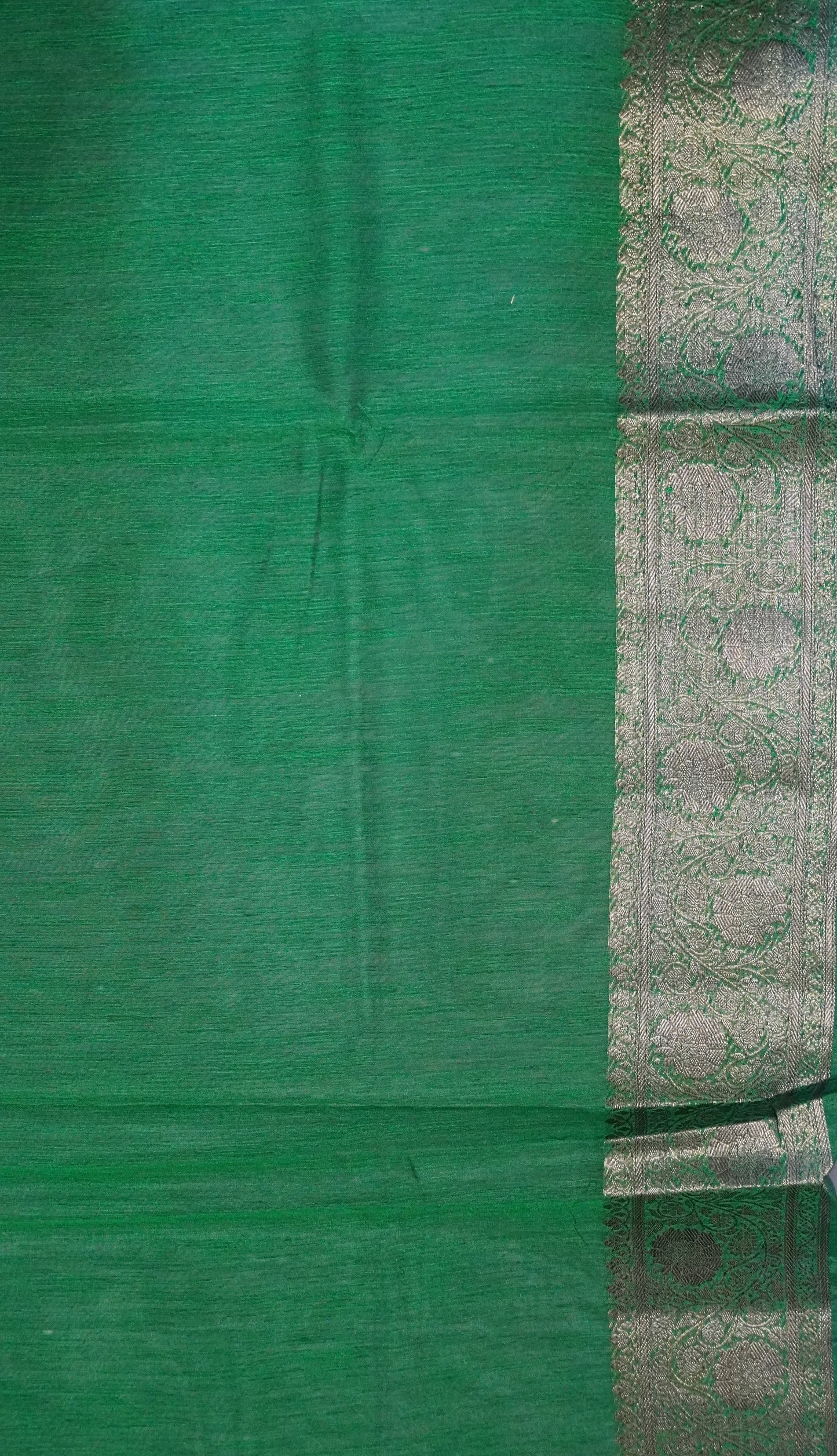 Bamboo Silk Saree-Red Frame Flower Embryoid