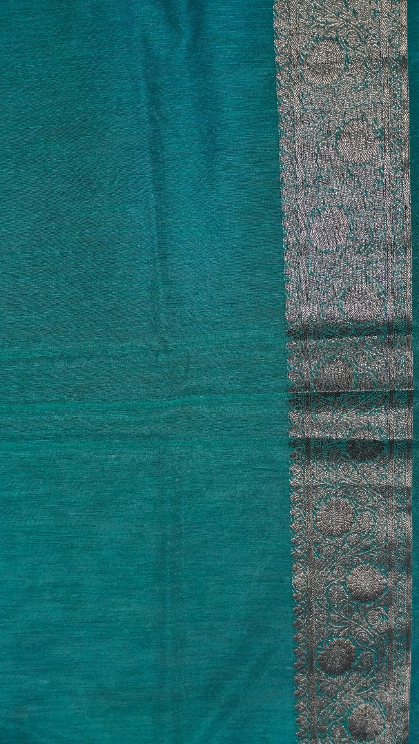 Bamboo Silk Saree-Wine Blue Frame Flower Embryoid