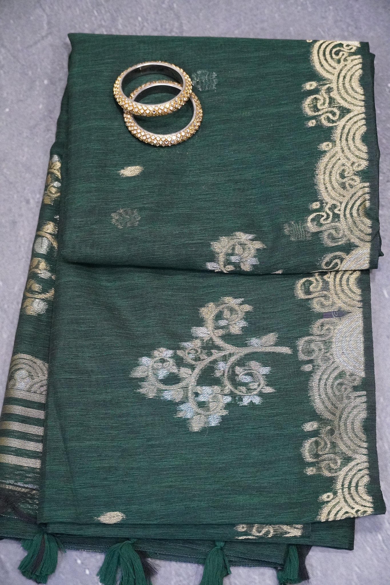 Linen Saree - Zari Border Green