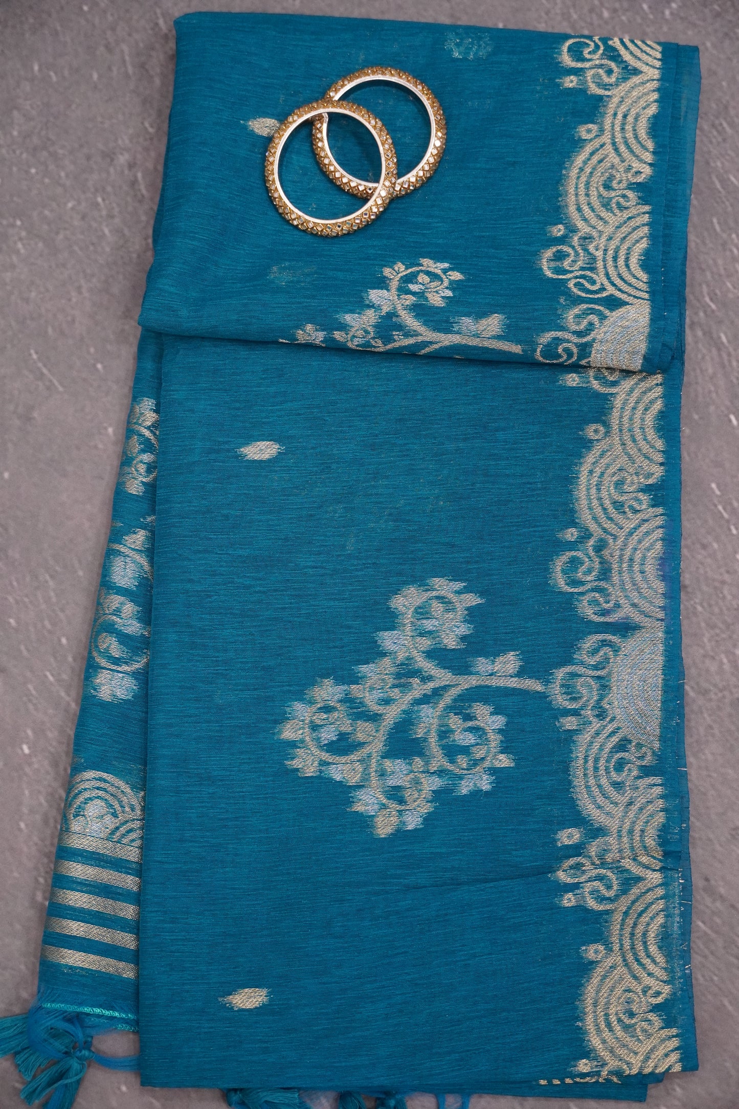 Linen Saree - Zari Border Sky Blue