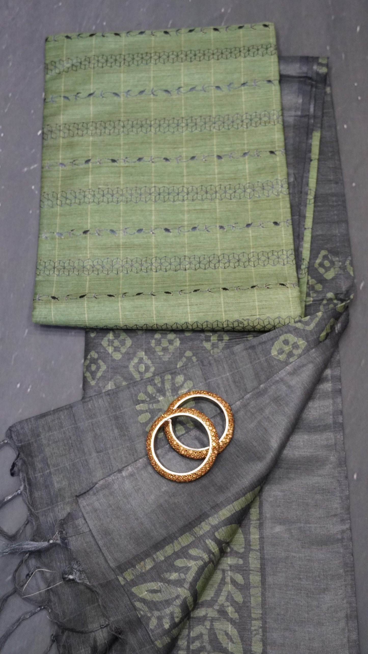 Art Bhagalpur Tussar Saree-Embroidery- Army Green
