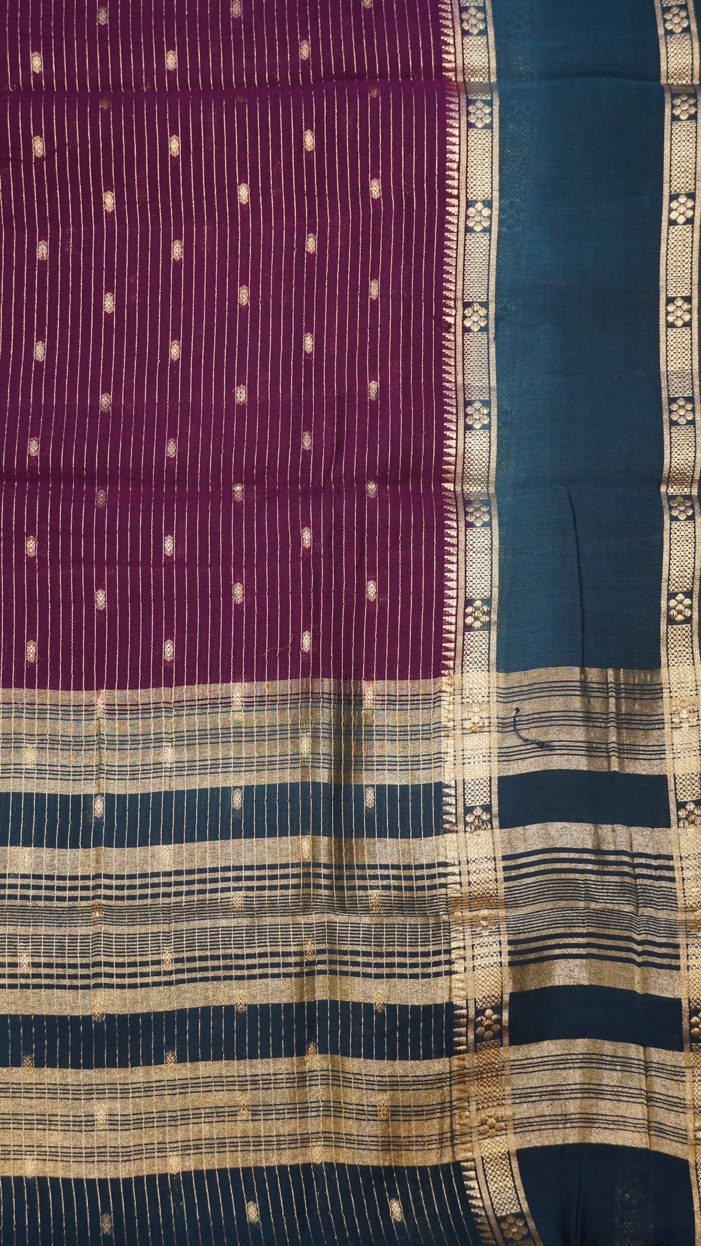 Viscose Saree-Floral Rettapet - Voilet