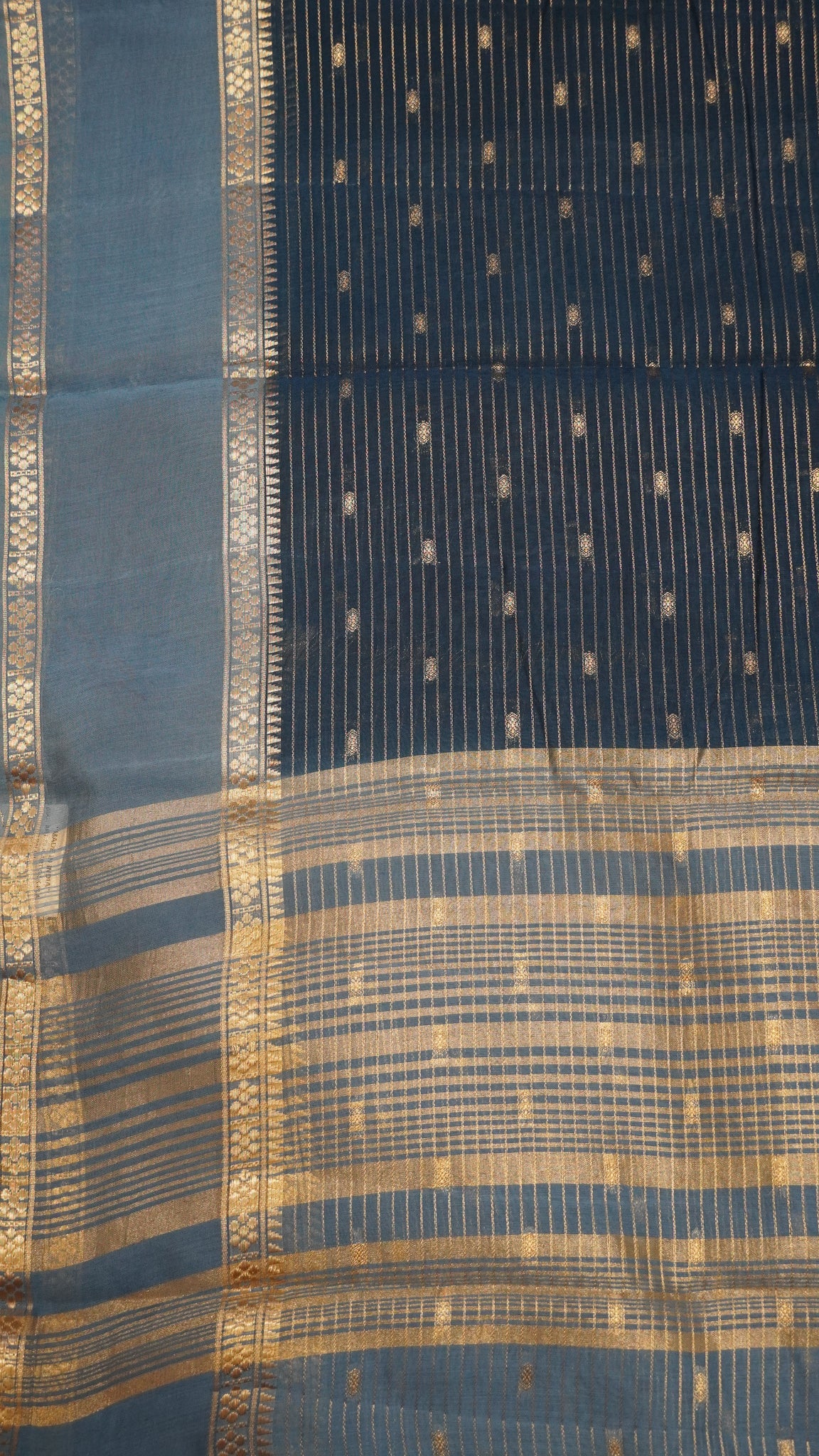 Viscose Saree-Floral Rettapet -Peacock Blue