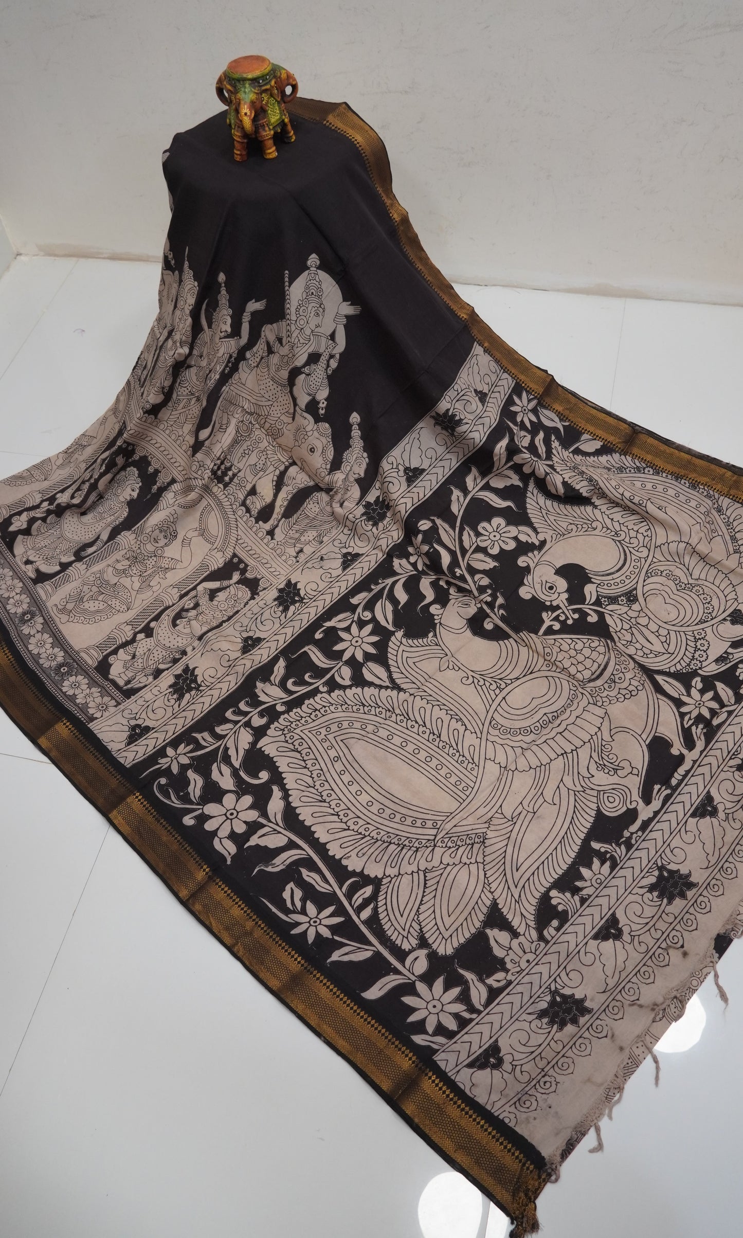 Kalamkari Silk Saree-Black with Chinoor Print