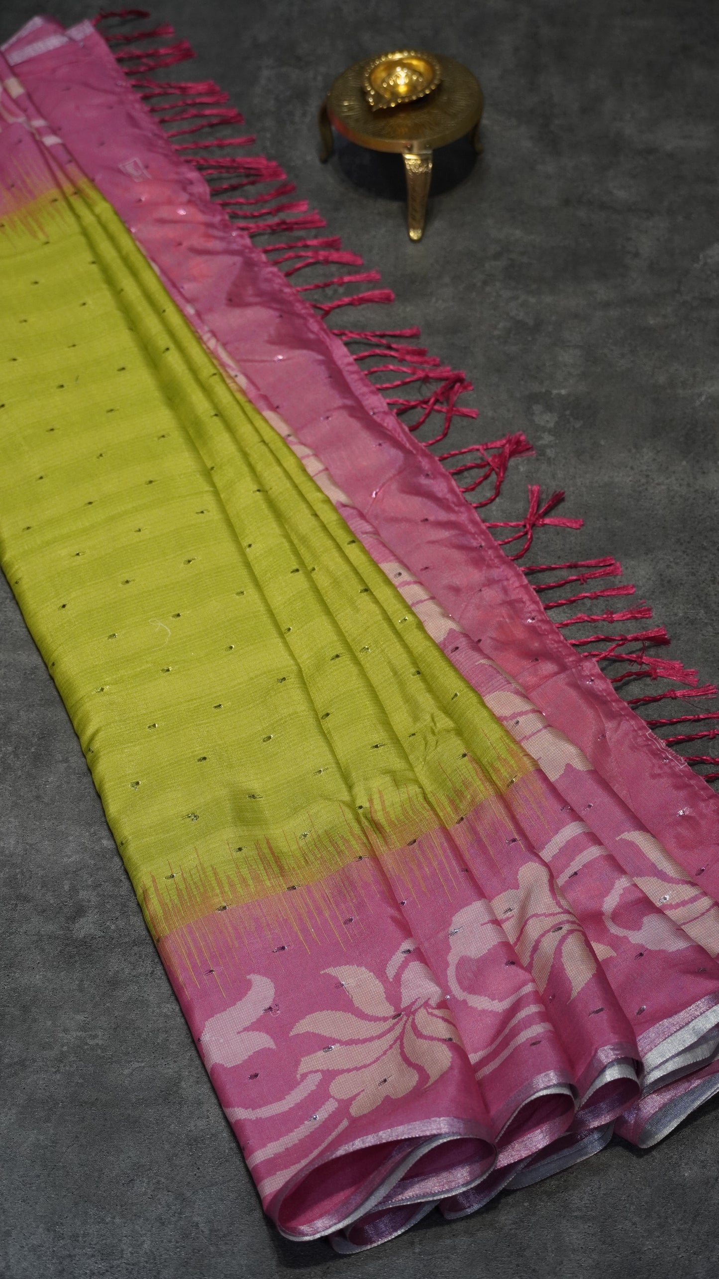 Semi Linen Parrot Green With Pink With Small Zari Border