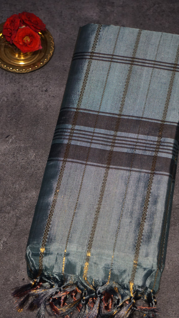 Vazhai Naaru Pattu Saree Velthari Metallic Green - Pink