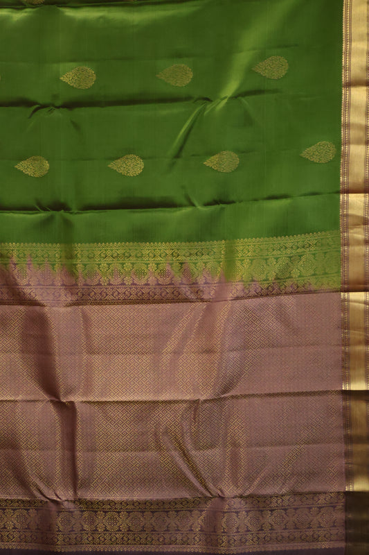Akshayam - Pure Kanjivaram Saree - Green Small Border