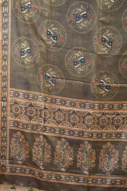 Paper Silk Saree-Mehandi Green Round Fish Pattern