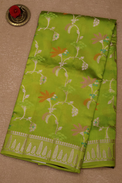 Banarasi Tussar - Light Green Vineyard Pattern