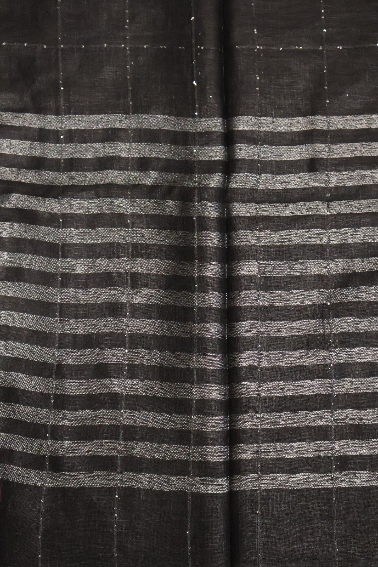 Linen Saree -Chumki Checks Pattern-Black
