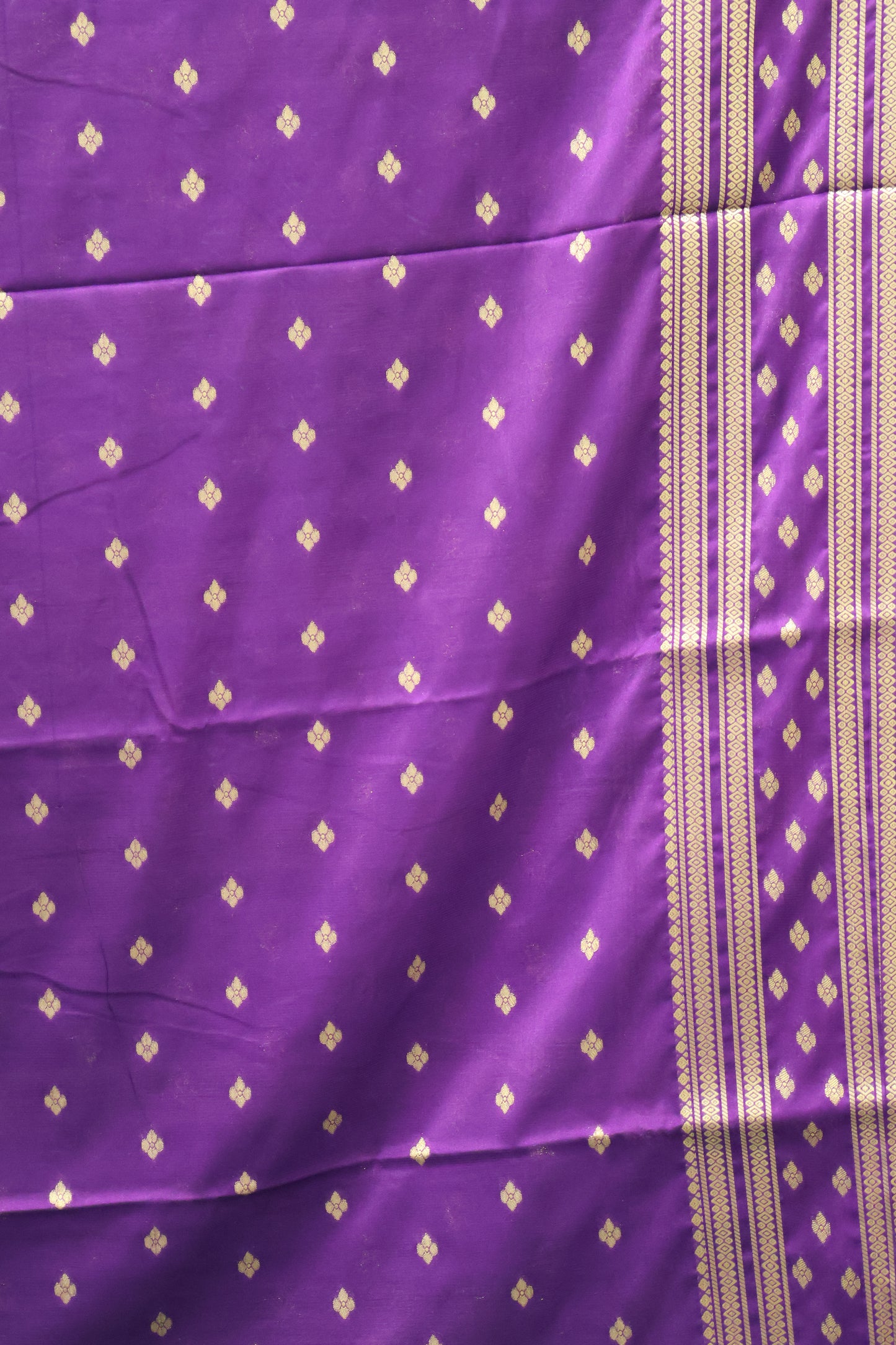 Semi Mysore Silk Saree-Green-Purple Floral Buta