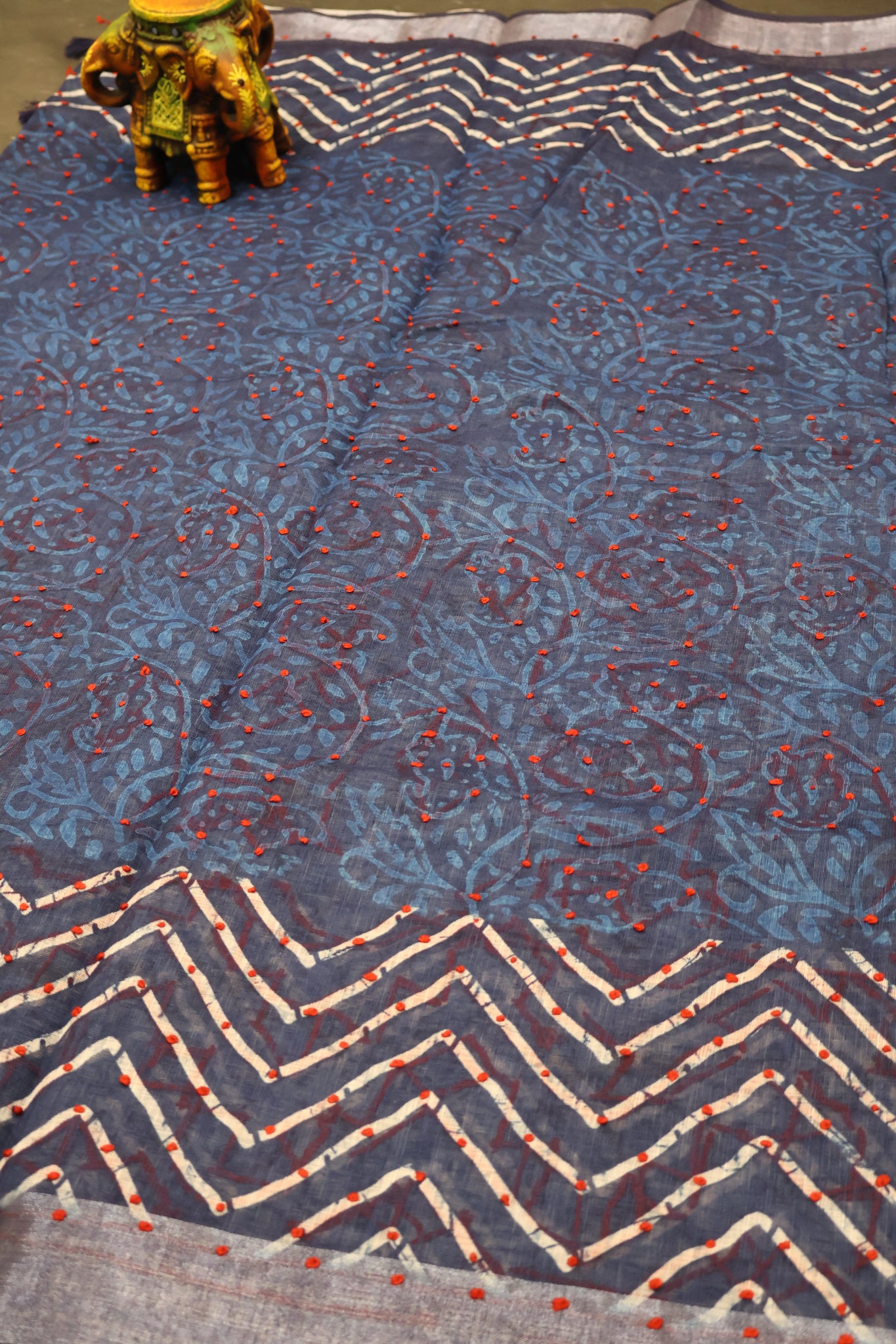 Indigo Linen - Blue Knot Red Kantha Work