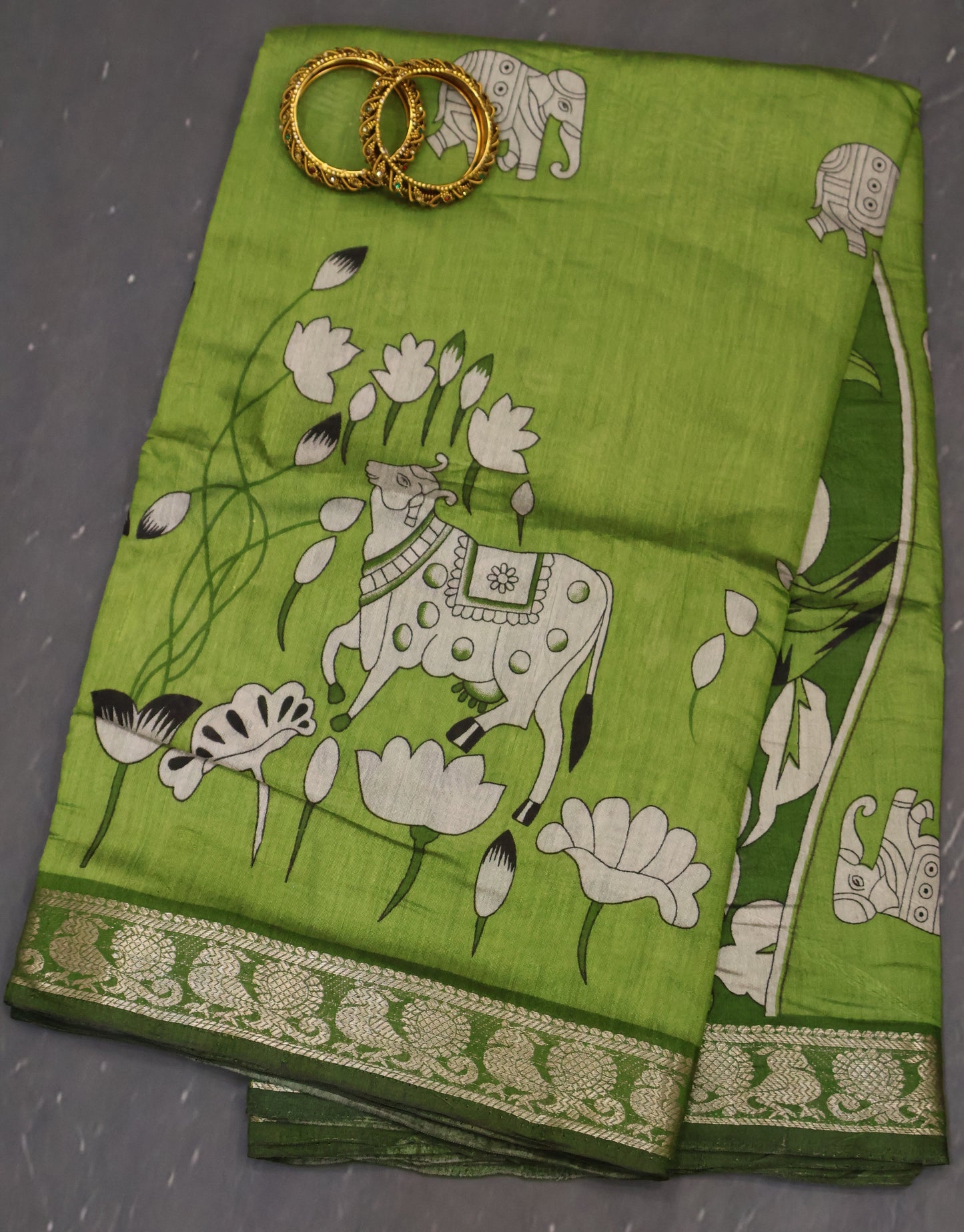 Malai Cotton Saree-Olive Green Pichwai Print