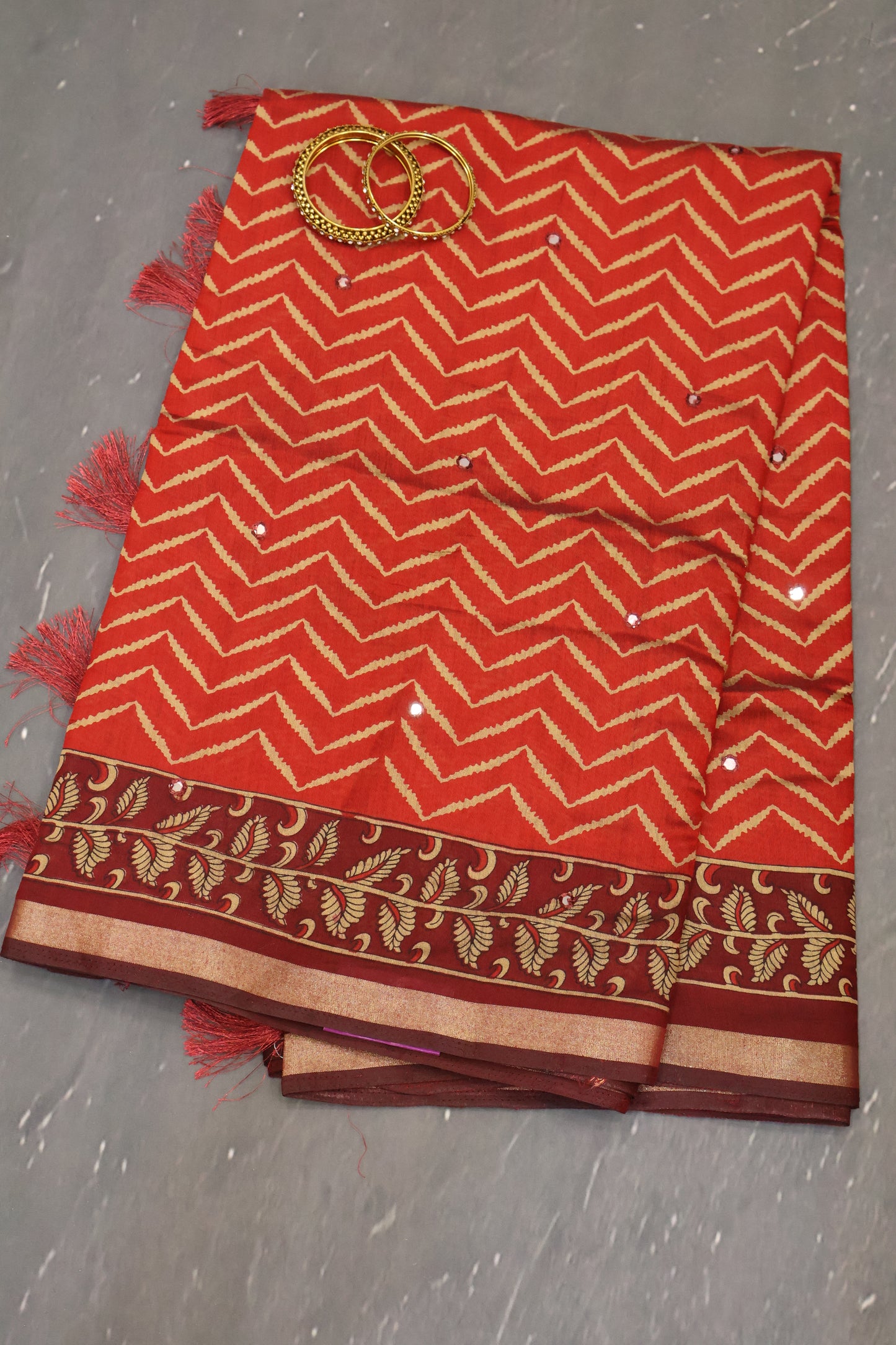 Malai Cotton Saree-Red Zig Zag Mirror Work