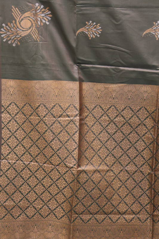 Semi Soft Silk Saree-Floral Pattern-Army Green