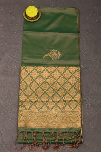 Semi Soft Silk Saree-Floral Pattern-Green