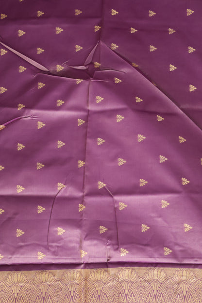 Semi Soft Silk Saree-Floral Pattern- Light Arakku