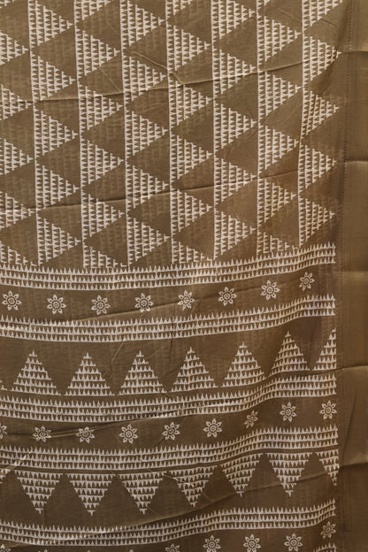 Dola Silk Saree Pyramid Pattern-Beige