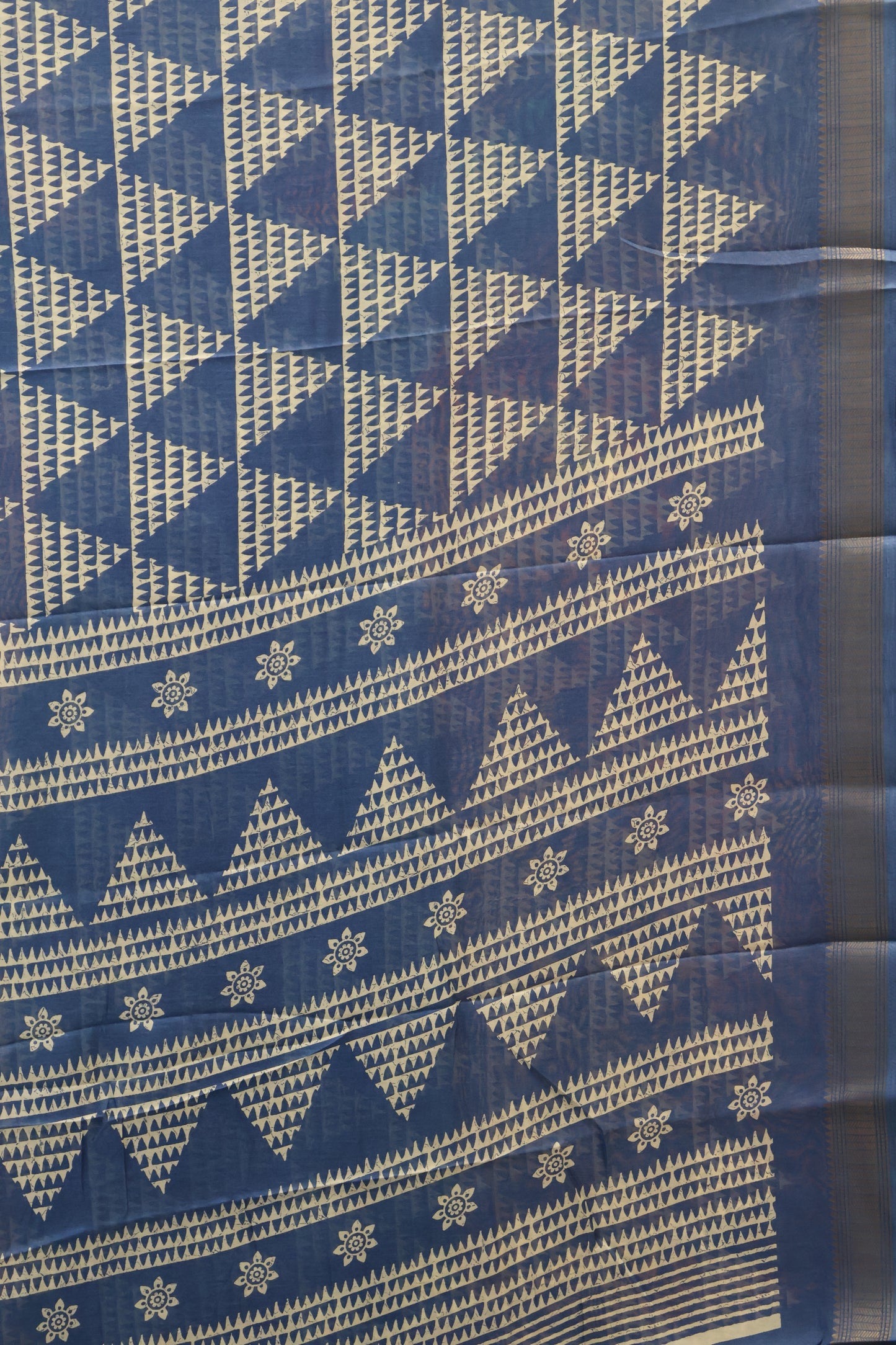 Dola Silk Saree Pyramid Pattern-Blue