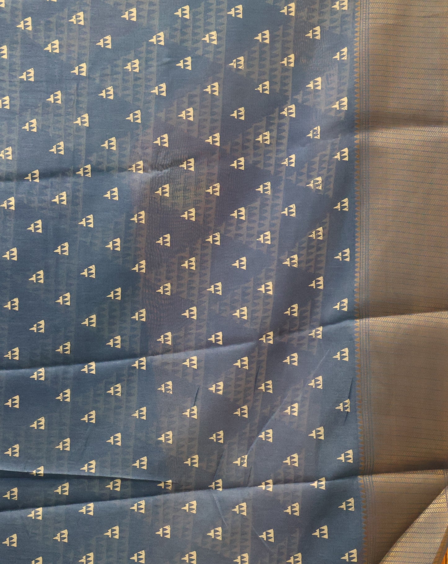 Dola Silk Saree Pyramid Pattern-Blue