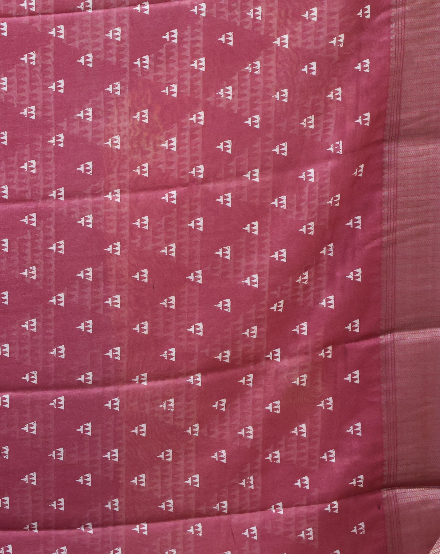 Dola Silk Saree Pyramid Pattern-Pink