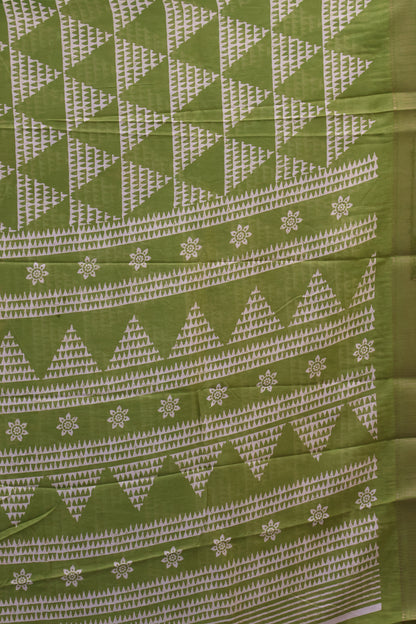Dola Silk Saree Pyramid Pattern-Green