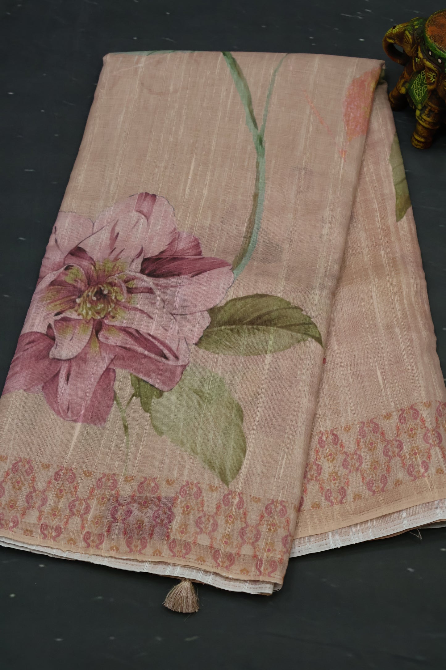 Linen Saree -Floral Body